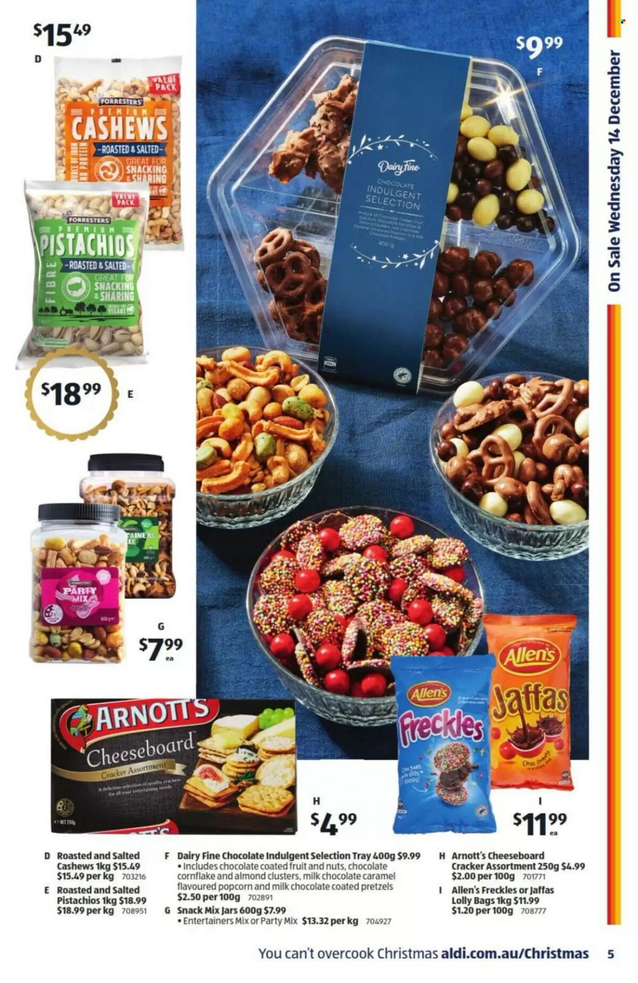 thumbnail - ALDI Catalogue - 14 Dec 2022 - 20 Dec 2022 - Sales products - pretzels, milk chocolate, chocolate, snack, crackers, lollipop, popcorn, caramel, cashews, pistachios, bag, jar. Page 5.