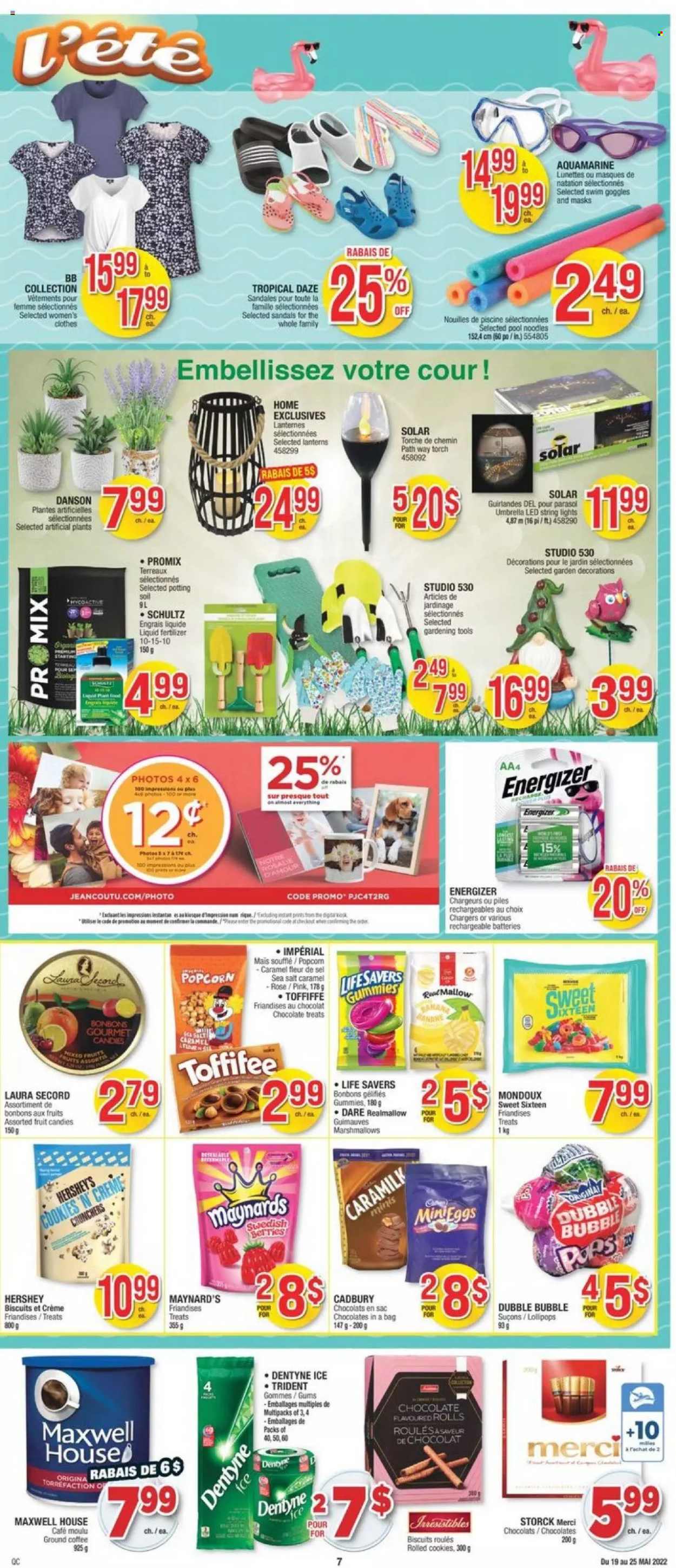 thumbnail - Jean Coutu Flyer - May 19, 2022 - May 25, 2022 - Sales products - cookies, marshmallows, lollipop, Hershey's, biscuit, Cadbury, Merci, Trident, popcorn, noodles, Maxwell House, coffee, ground coffee, umbrella, sandals, gardening tools, Energizer. Page 6.