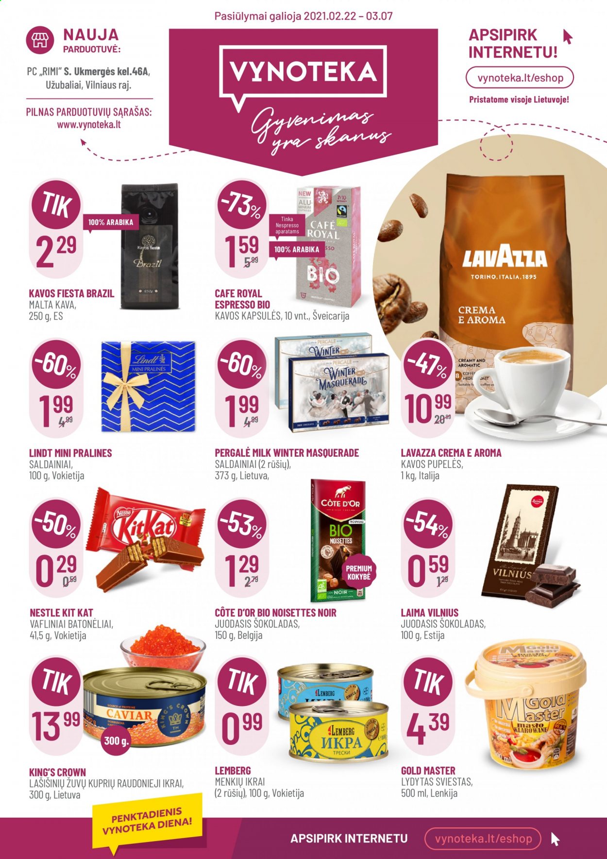 thumbnail - „Vynoteka“ leidinys - 2021 02 22 - 2021 03 07 - Išpardavimų produktai - sviestas, Nestlé, saldainiai, šokoladas, Lavazza, malta kava, juodasis šokoladas, kava, kavos pupelės. 1 puslapis.