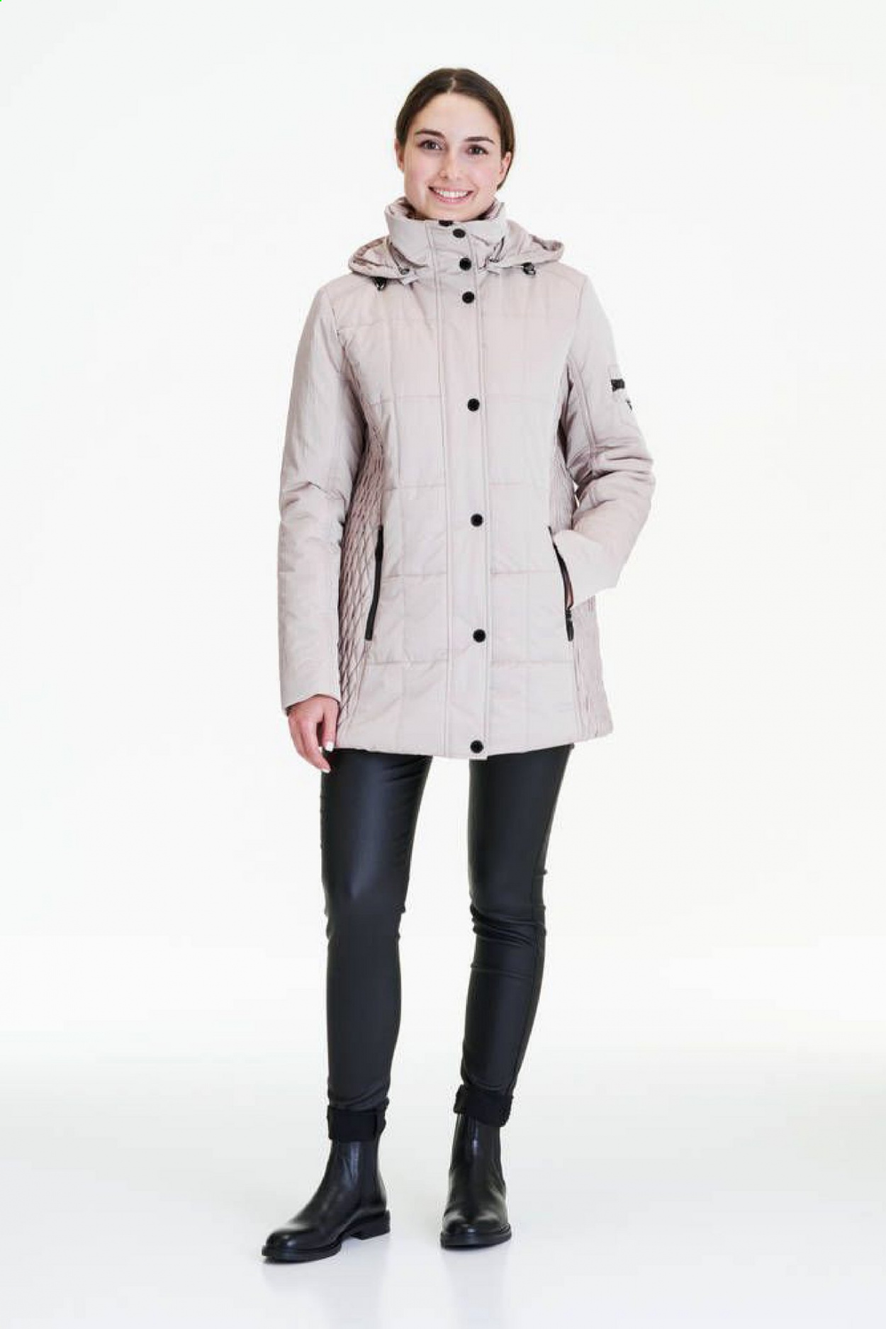Carlson tarjoukset. Sivu 9