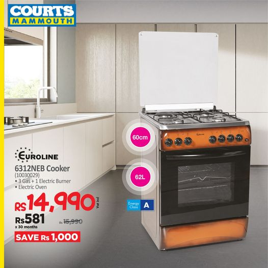 Courts Mammouth catalogue. Page 3