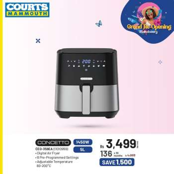 Courts Mammouth Catalogue.