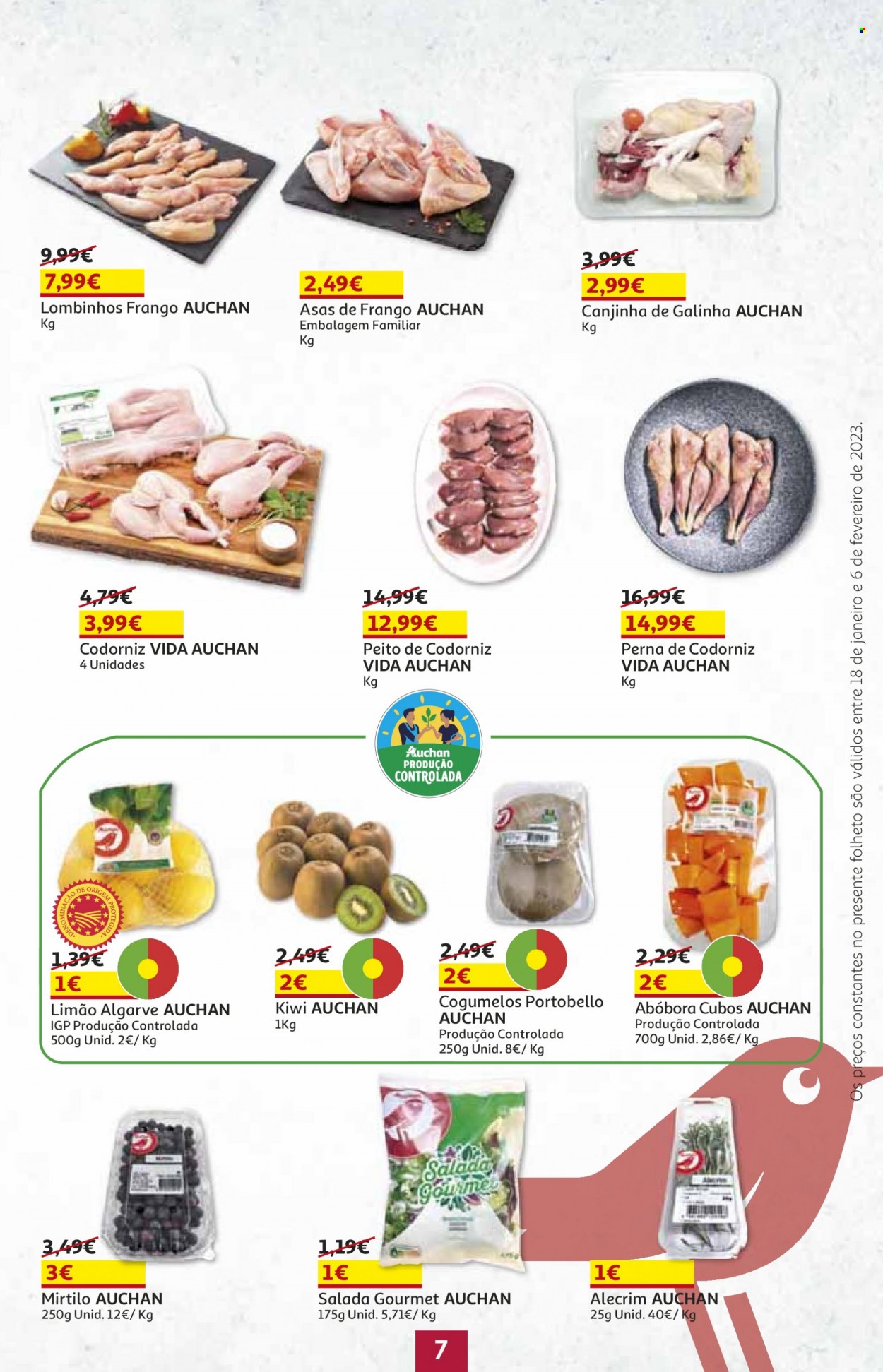 thumbnail - Folheto Auchan - 18.1.2023 - 6.2.2023 - Produtos em promoção - kiwi, mirtilo, limão, salada, abóbora, cogumelo, portobello, asa de frango, galinha. Página 7.