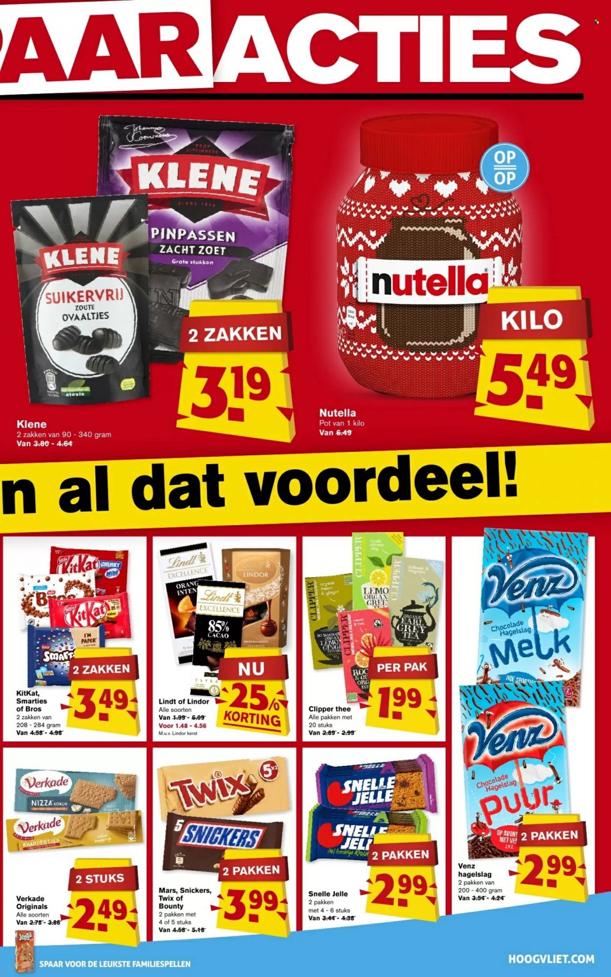 thumbnail - Hoogvliet-aanbieding - 7-12-2022 - 13-12-2022 -  producten in de aanbieding - Bounty, chocolade, Smarties, Snickers, Nutella, thee, Earl Grey. Pagina 11.