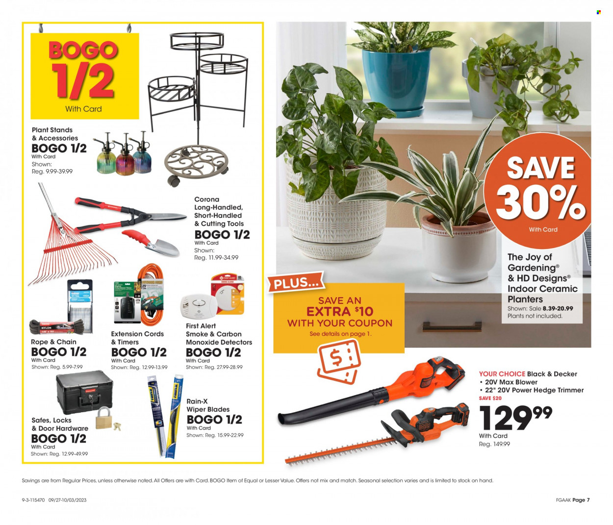 Fred Meyer ad - 09/27/2023 - 10/03/2023. Page 7